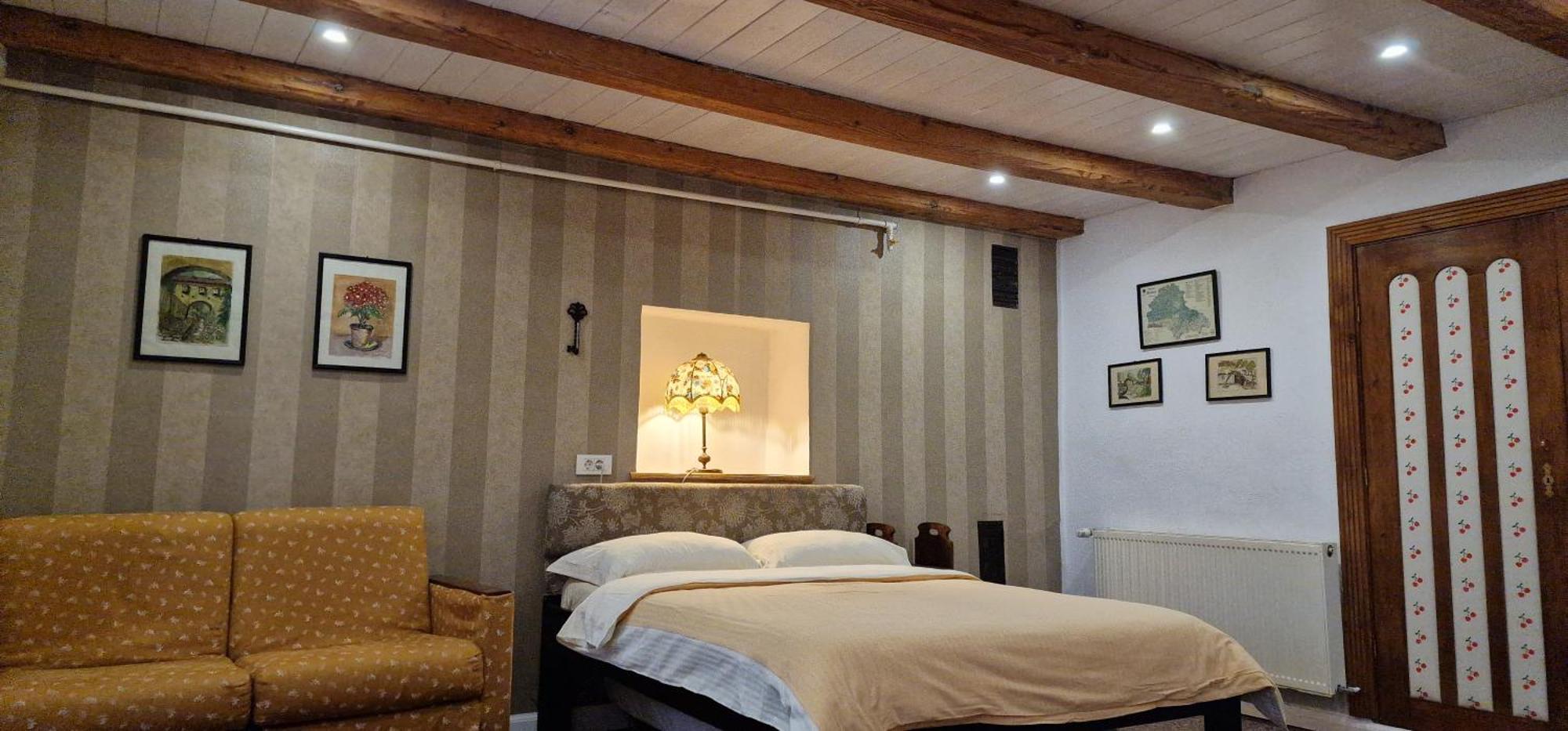 Guesthouse Postavarului Brasov Exterior photo